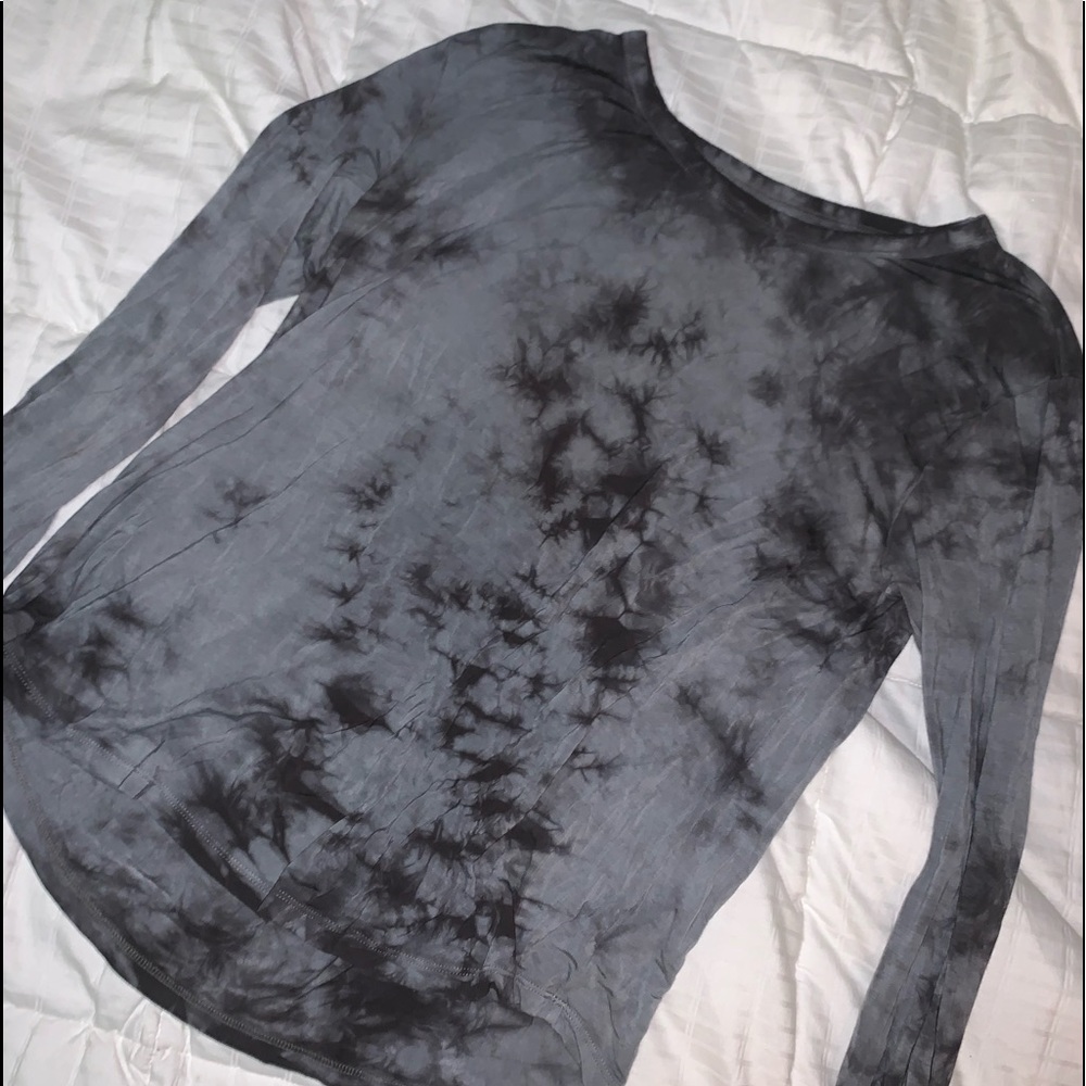 AMERICAN EAGLE SUPER SOFT LONG SLEEVE